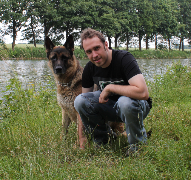 Unser Moderator Chris mit Hund